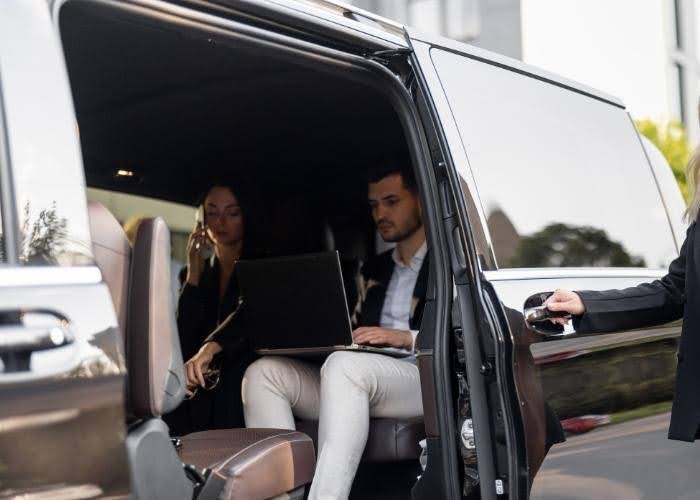 Vans executivas — grupos com padrão premium