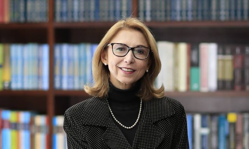 Descubra a Fórmula do Sucesso Duradouro: Estudo, Missão e Perseverança à Luz de Ives Gandra
