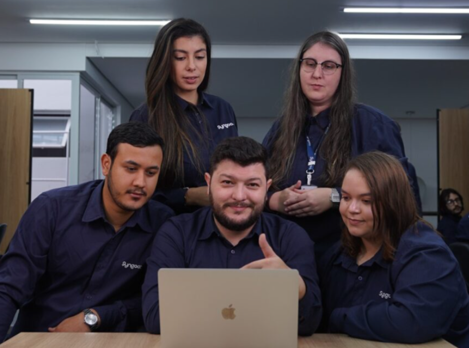 Adeus ao Script Rígido: Por que a "Jornada que Aprende Sozinha" é o novo padrão de excelência no atendimento